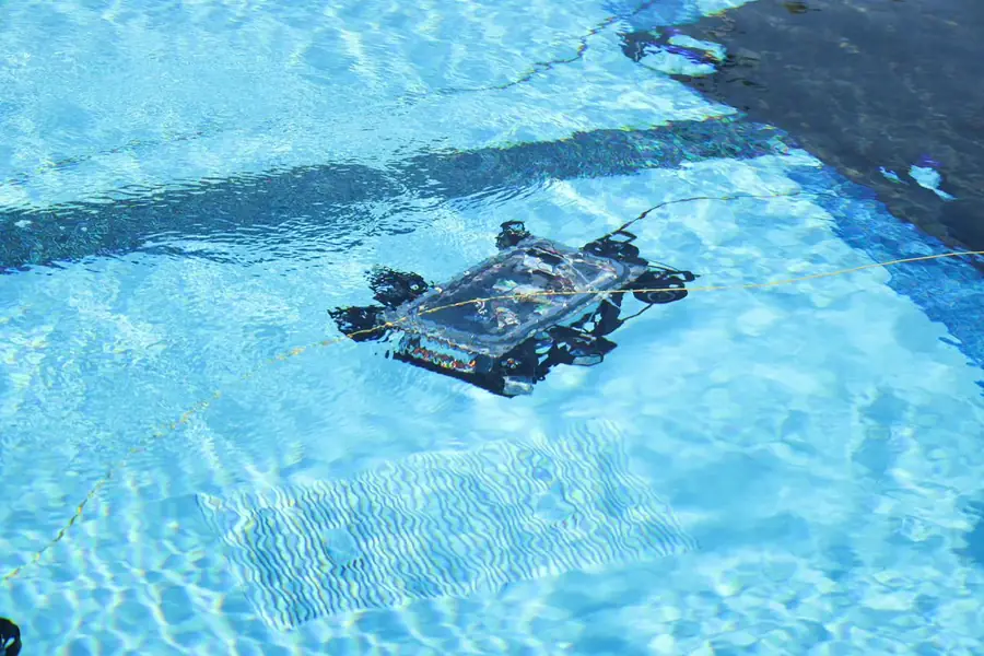 The vehicle gliding through the test pool